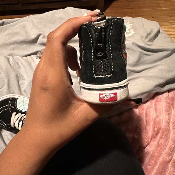 Toddler vans - Picture 3 of 5